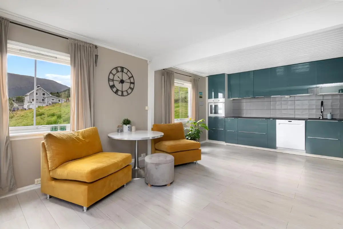 six-bedroom-family-home-west-norway-cheapscandihomes