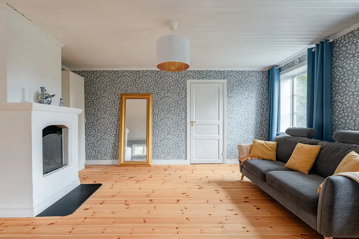 spacious-country-house-east-central-sweden-cheapscandihomes