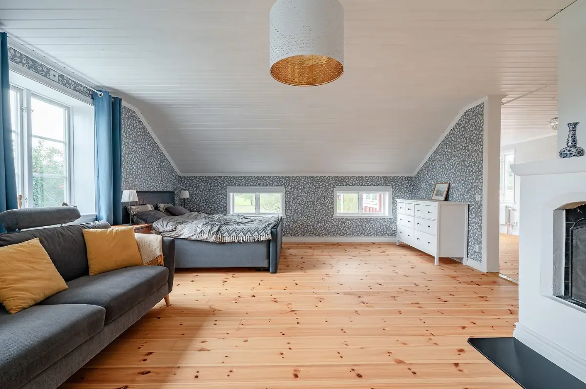 spacious-country-house-east-central-sweden-cheapscandihomes