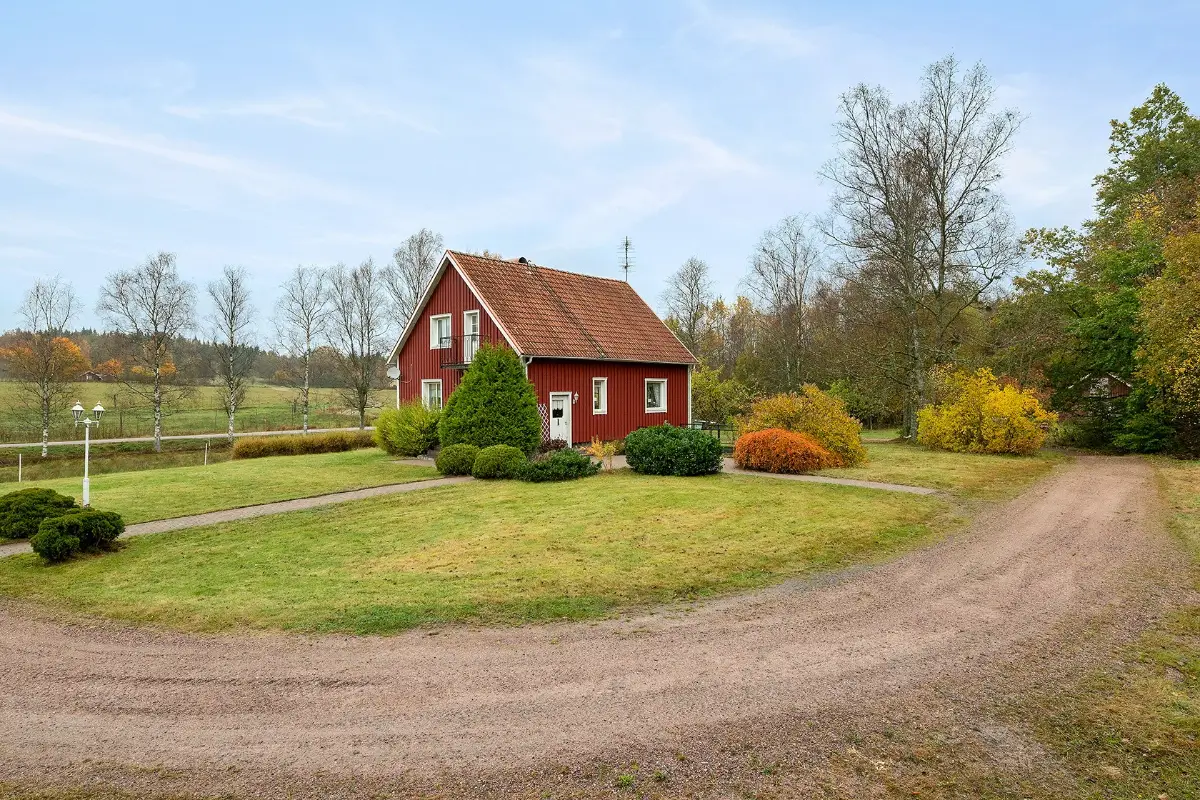 three-bedroom-country-house-south-sweden-cheapscandihomes