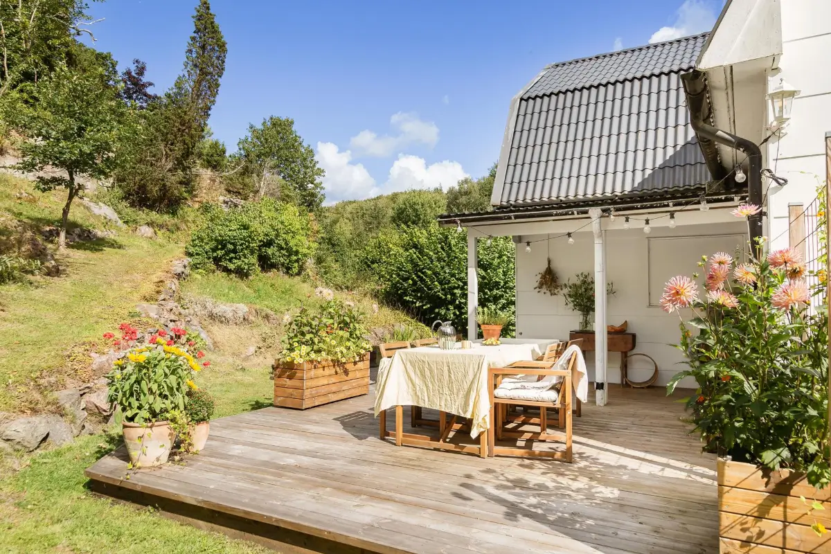 1930s-house-nice-garden-south-west-sweden-cheapscandihomes