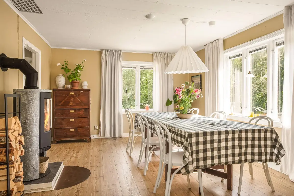 1930s-house-nice-garden-south-west-sweden-cheapscandihomes