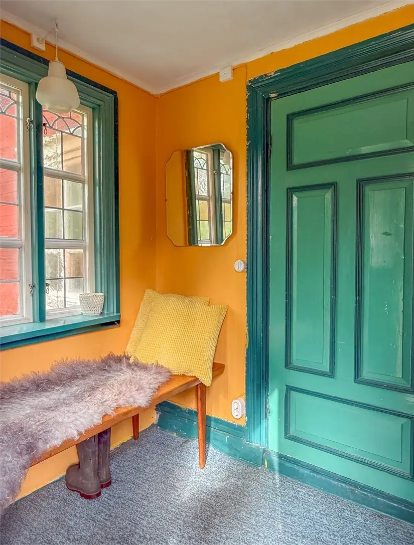 19th-century-country-cottage-large-garden-outbuidlings-central-sweden-cheapscandihomes