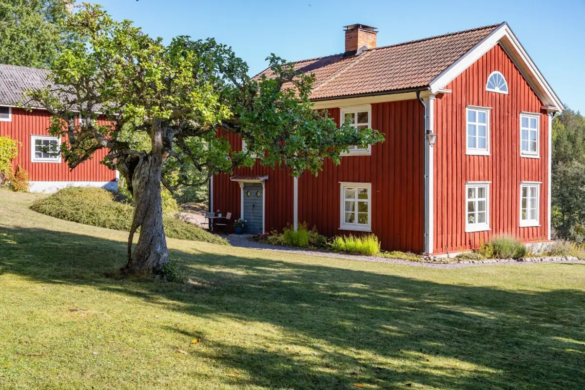 19th-century-country-idyll-east-sweden-cheapscandihomes