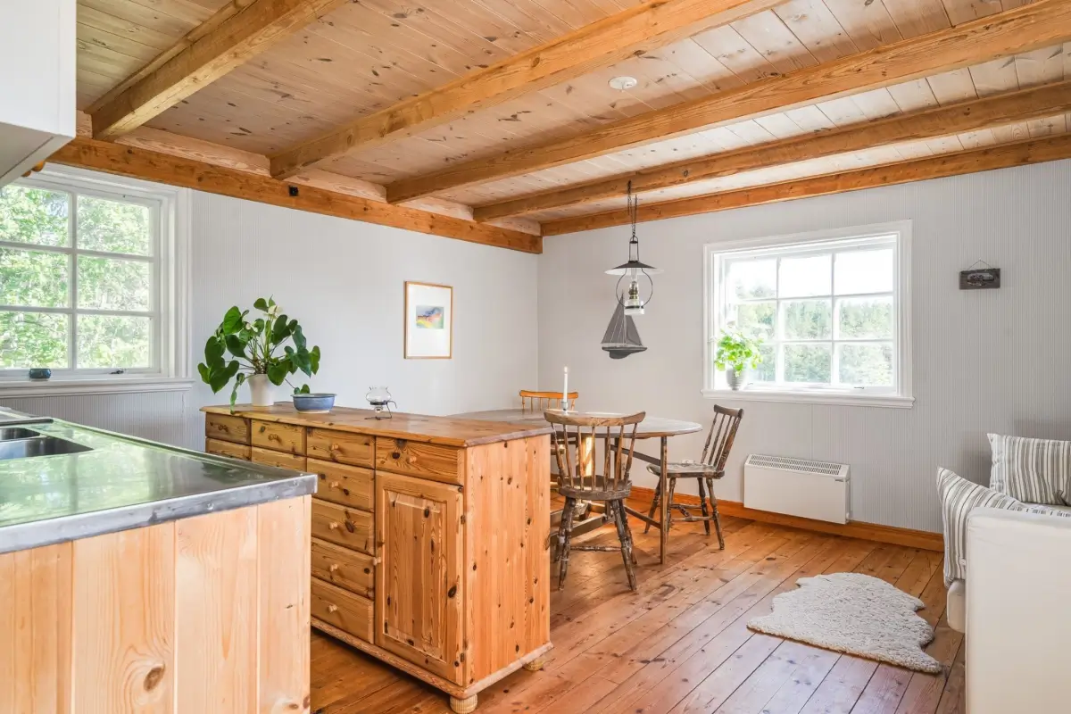 19th-century-country-idyll-east-sweden-cheapscandihomes