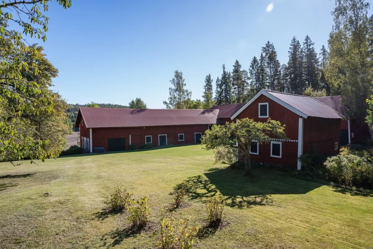 19th-century-country-idyll-east-sweden-cheapscandihomes