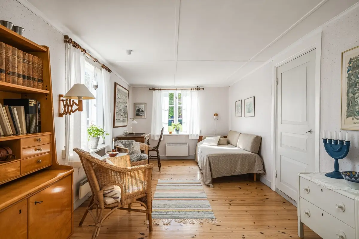 19th-century-country-idyll-east-sweden-cheapscandihomes