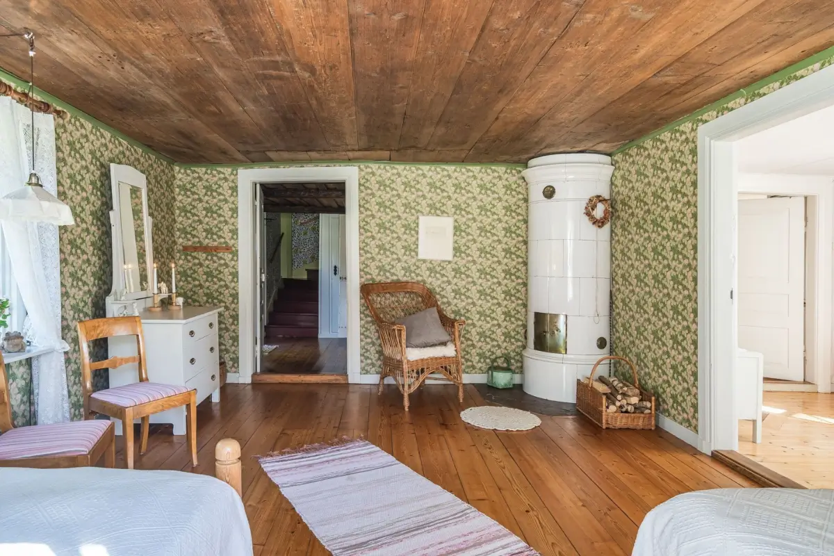 19th-century-country-idyll-east-sweden-cheapscandihomes