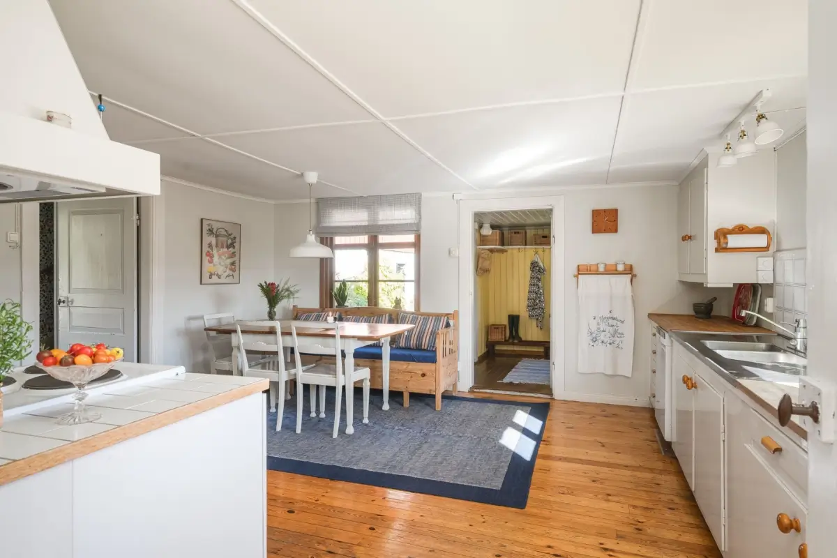 19th-century-country-idyll-east-sweden-cheapscandihomes