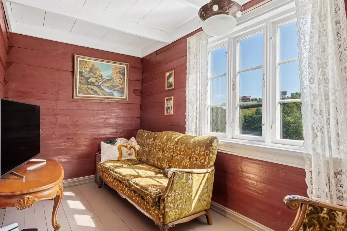 19th-century-riverside-home-south-norway-cheapscandihomes