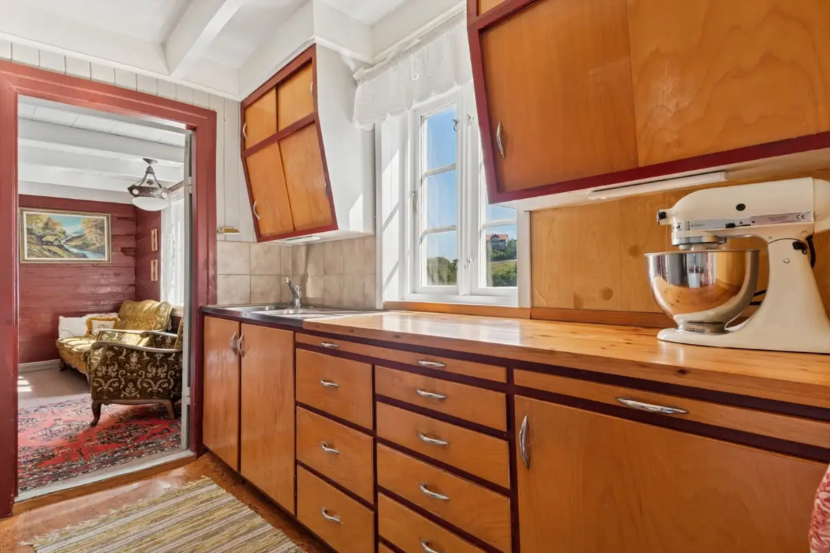 19th-century-riverside-home-south-norway-cheapscandihomes