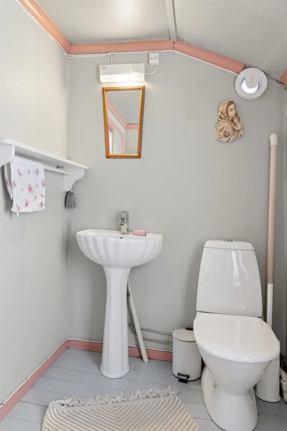 19th-century-riverside-home-south-norway-cheapscandihomes