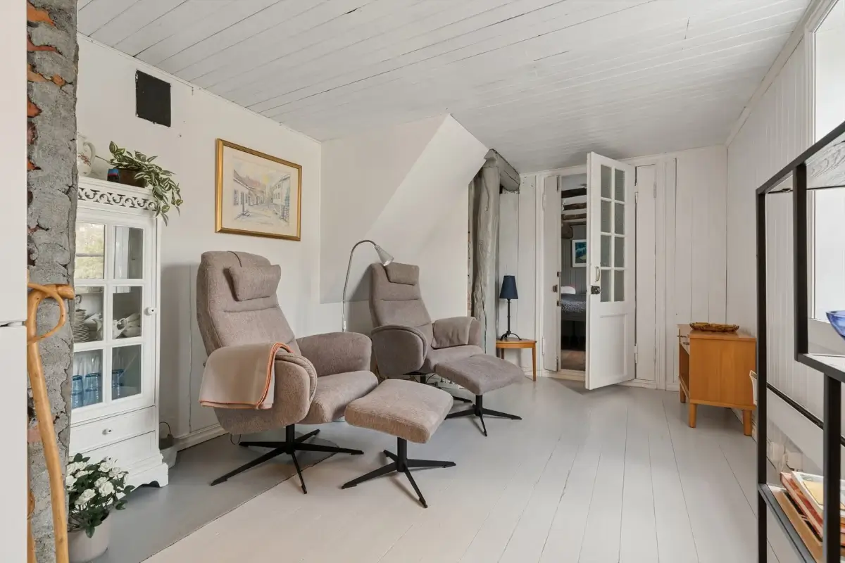 19th-century-riverside-home-south-norway-cheapscandihomes