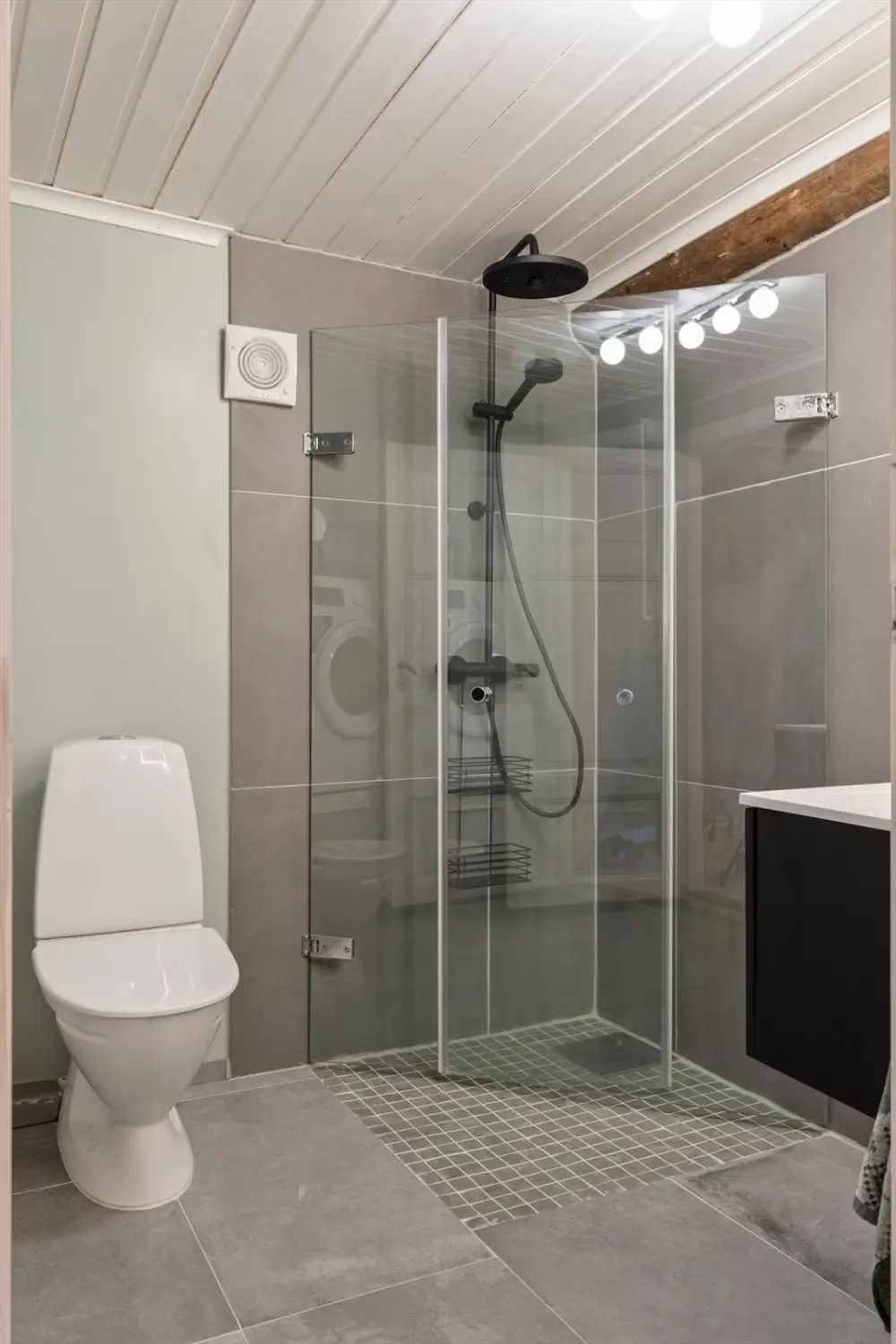 19th-century-riverside-home-south-norway-cheapscandihomes