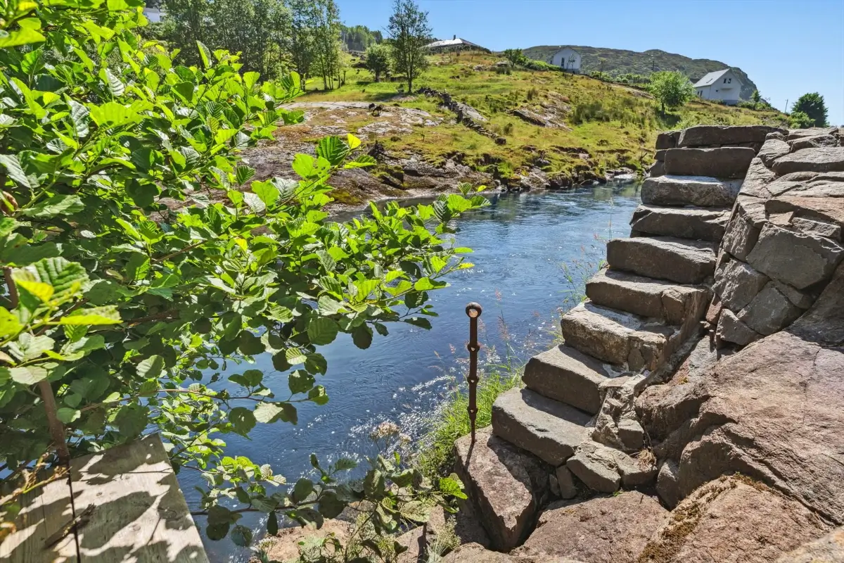 19th-century-riverside-home-south-norway-cheapscandihomes