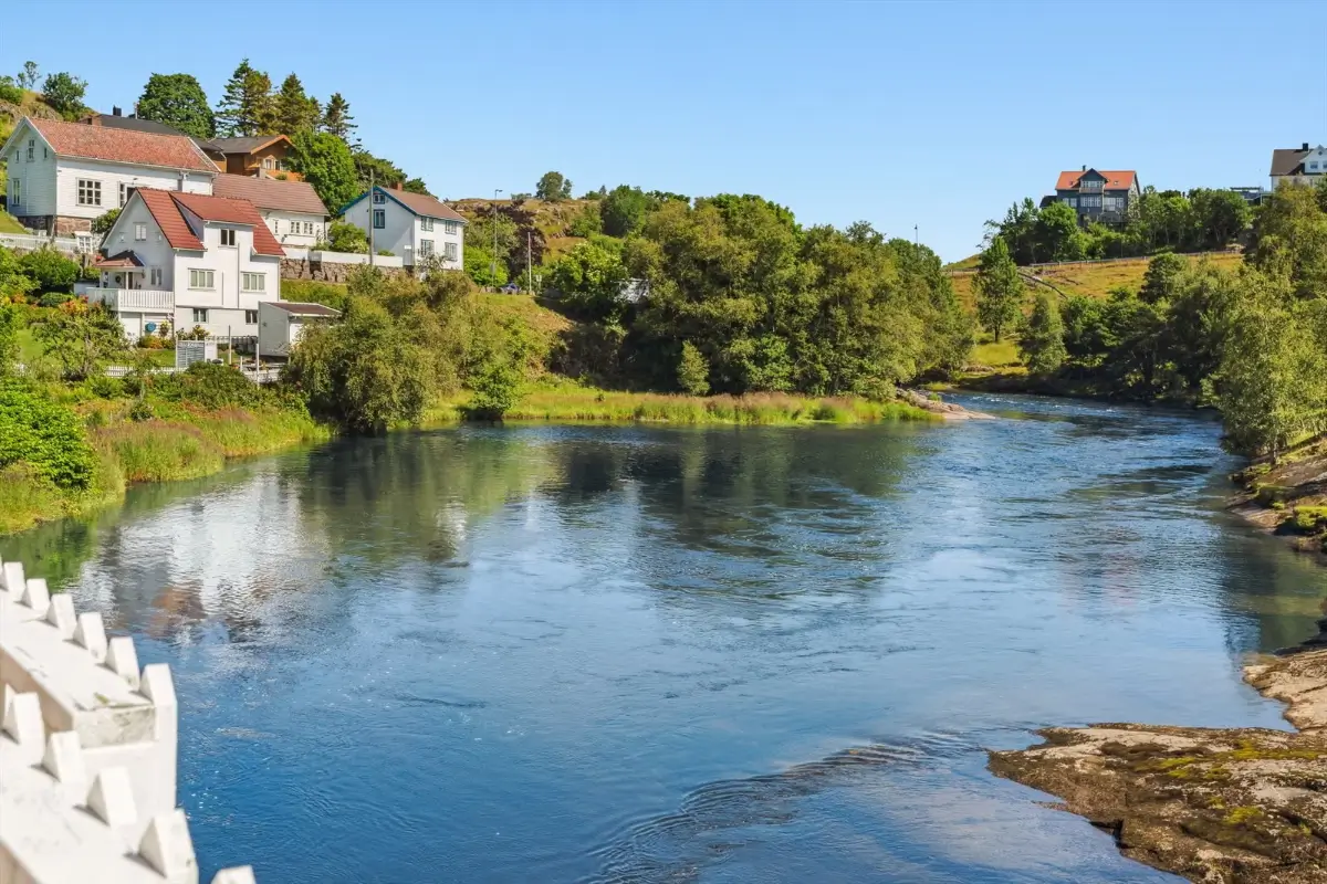19th-century-riverside-home-south-norway-cheapscandihomes