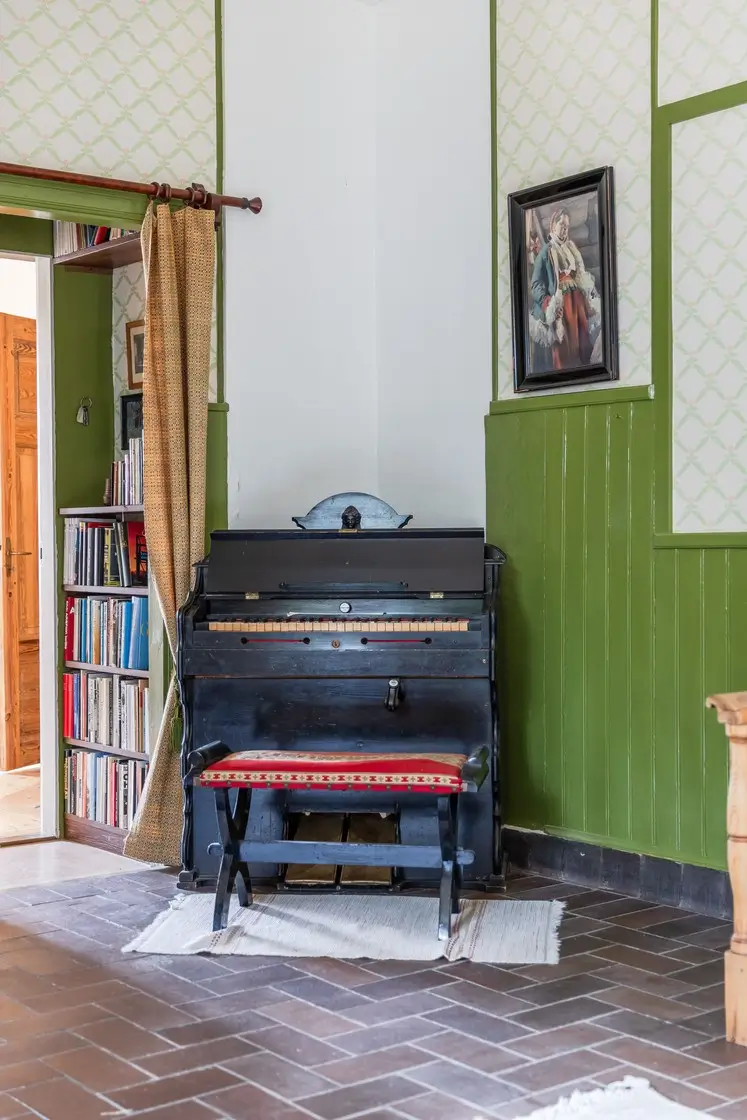 19th-century-train-station-central-sweden-cheapscandihomes