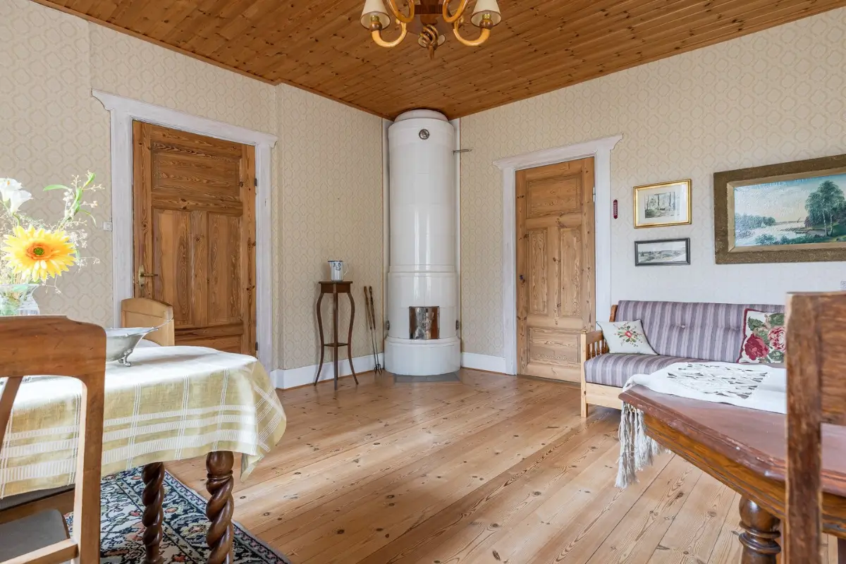 19th-century-train-station-central-sweden-cheapscandihomes