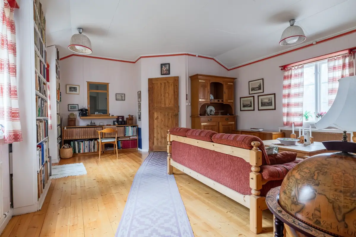 19th-century-train-station-central-sweden-cheapscandihomes