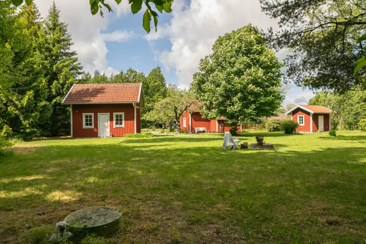 cozy-1930s-house-guest-houses-south-central-sweden-cheapscandihomes