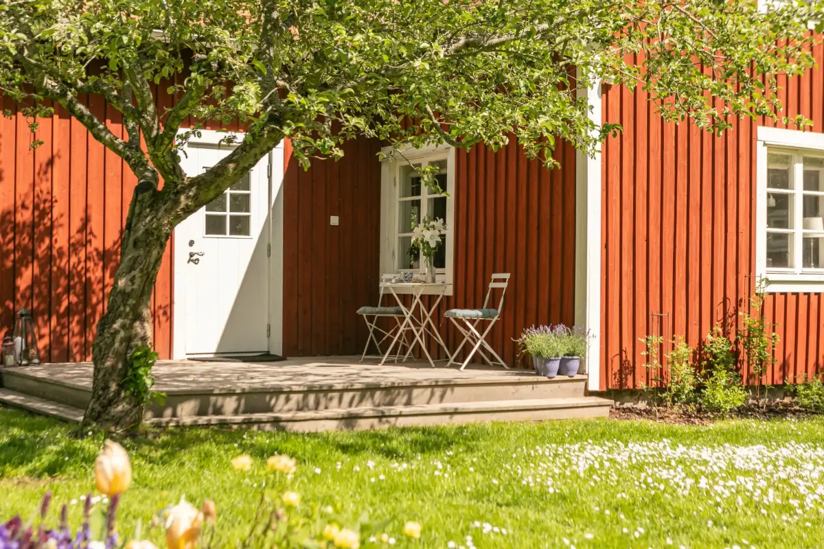 cozy-1930s-house-guest-houses-south-central-sweden-cheapscandihomes