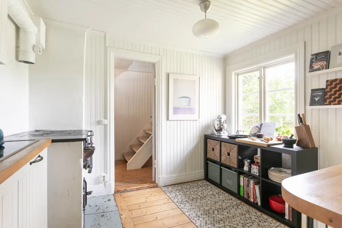 cozy-1930s-house-guest-houses-south-central-sweden-cheapscandihomes