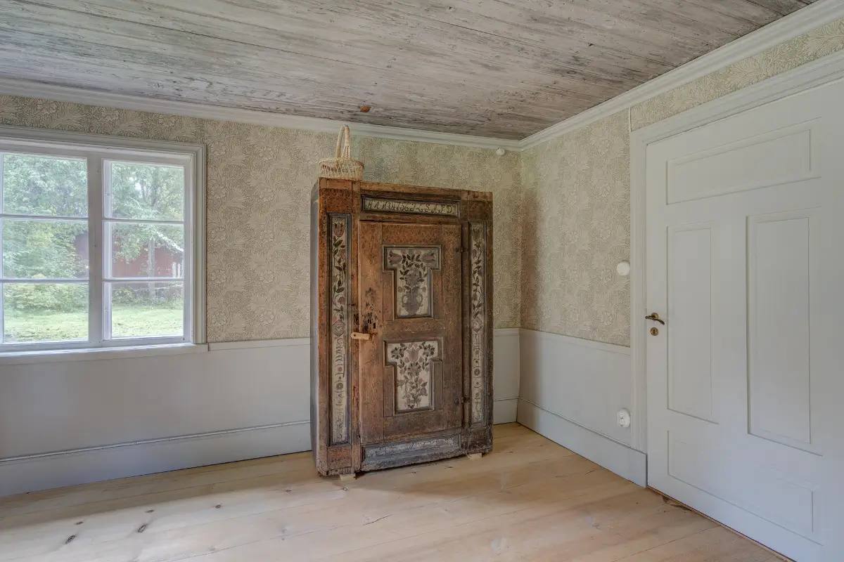 cozy-country-house-central-east-sweden-cheapscandihomes