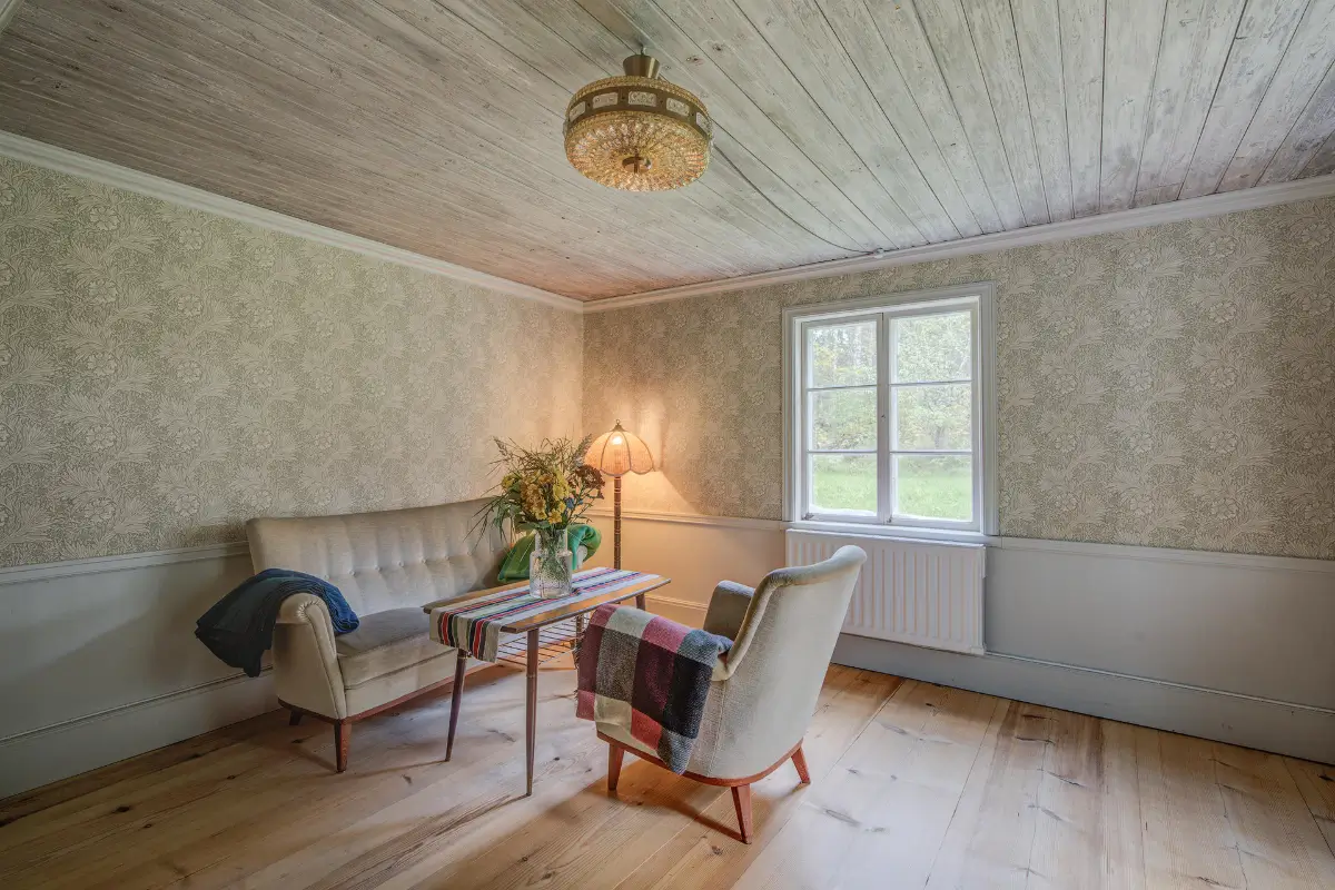 cozy-country-house-central-east-sweden-cheapscandihomes