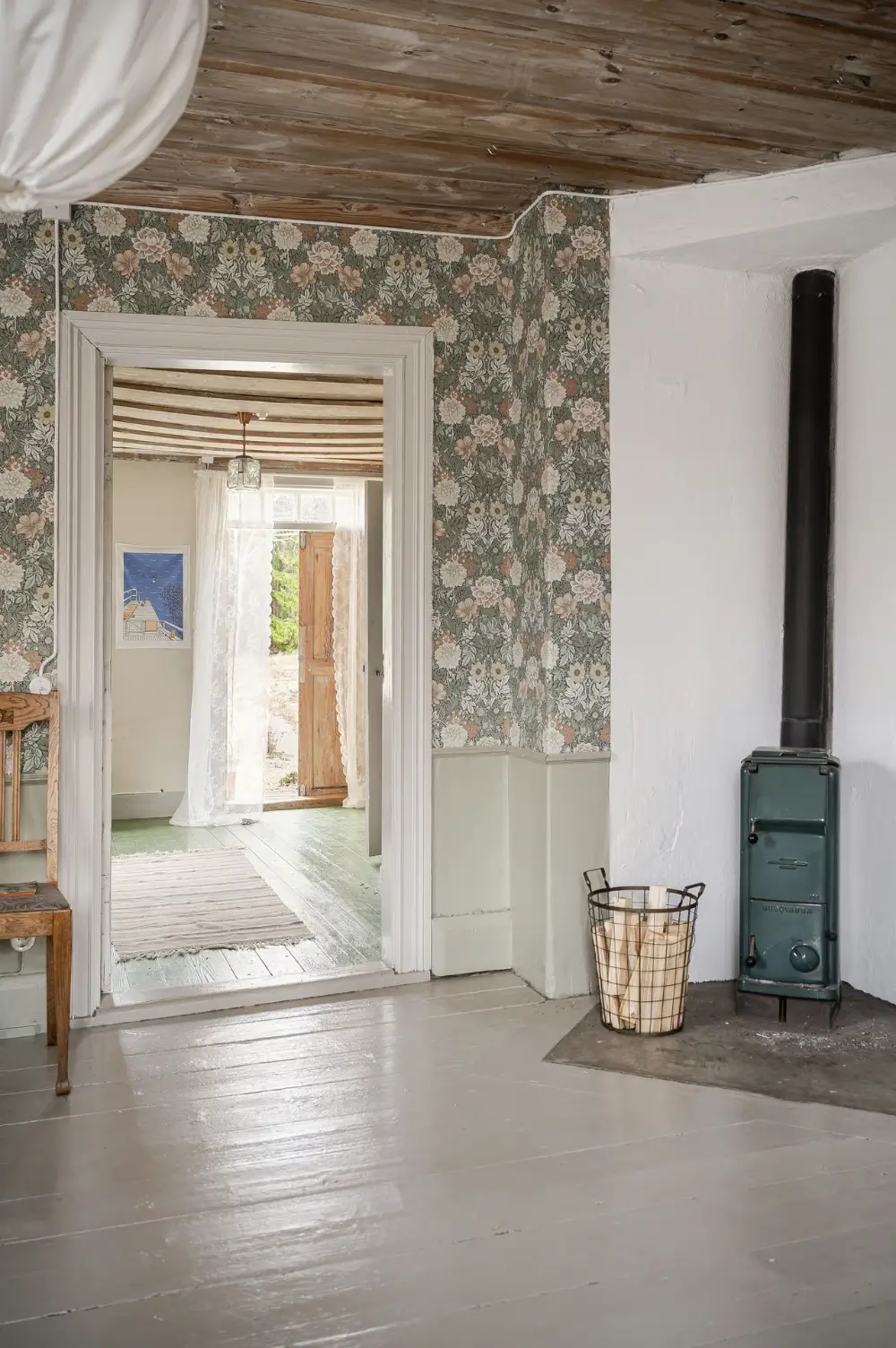 early-20th-century-croft-sörmland-central-east-sweden-cheapscandihomes