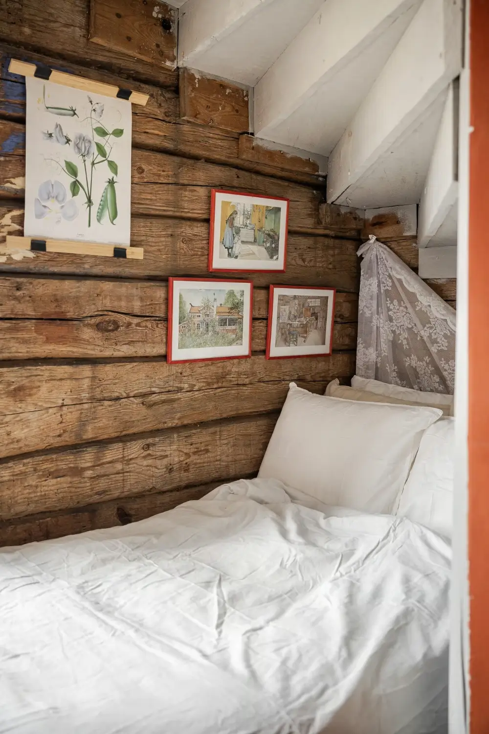 early-20th-century-croft-sörmland-central-east-sweden-cheapscandihomes