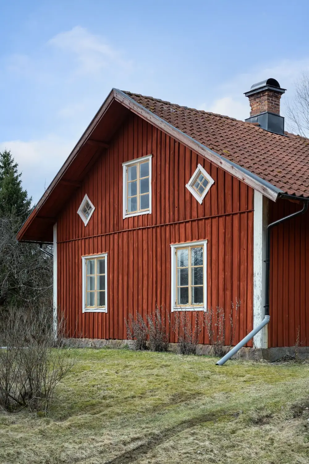 early-20th-century-croft-sörmland-central-east-sweden-cheapscandihomes