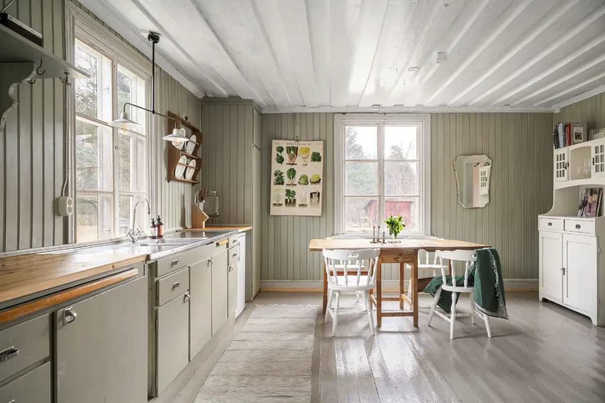 early-20th-century-croft-sörmland-central-east-sweden-cheapscandihomes