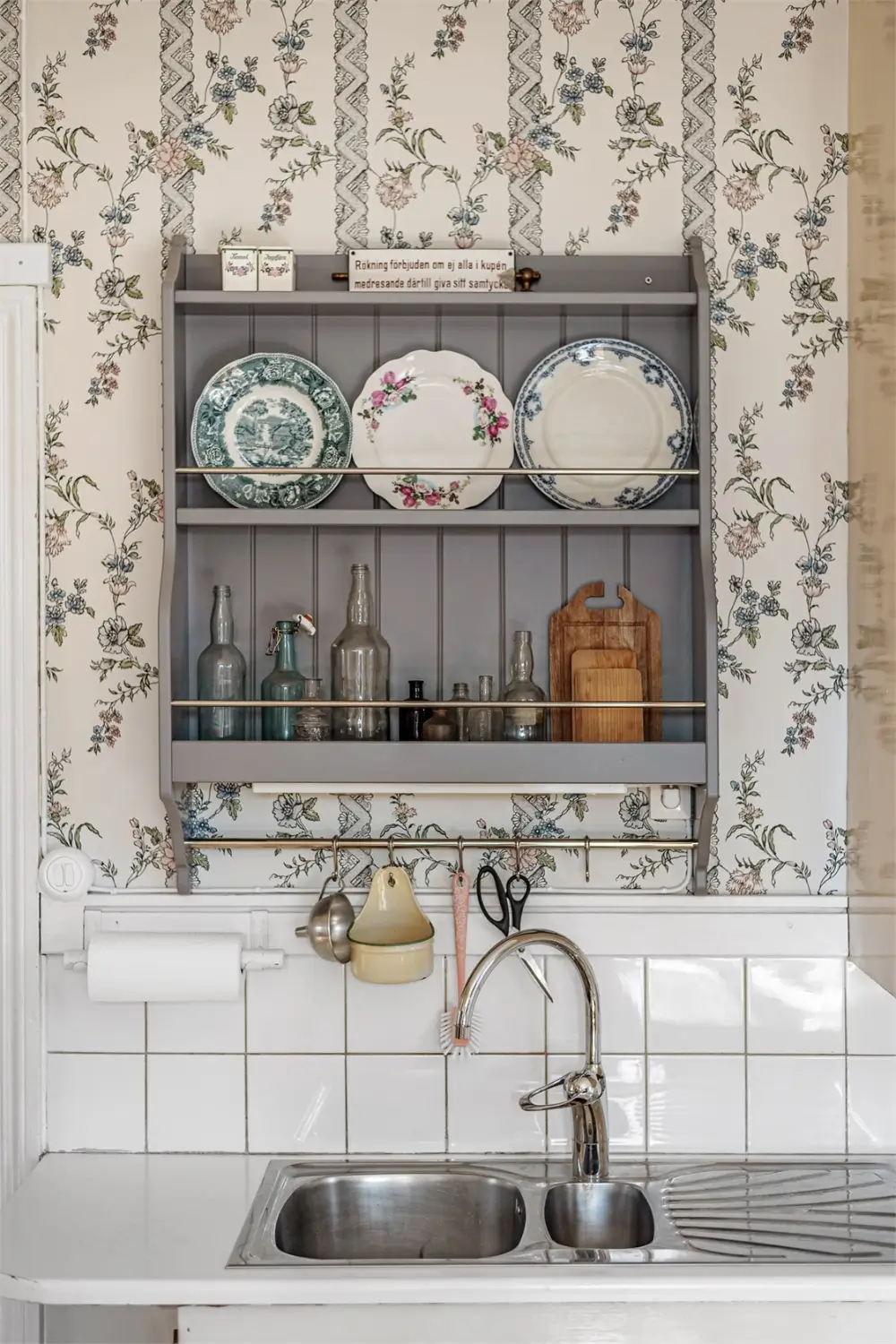 former-railway-guard-cottage-central-west-sweden-cheapscandihomes