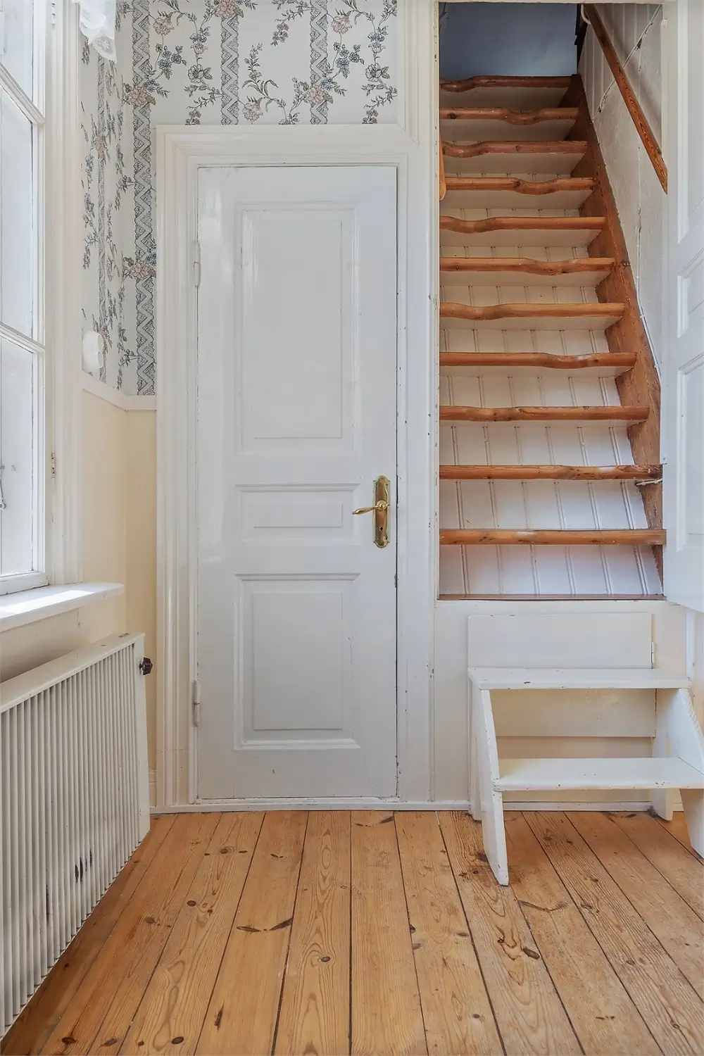 former-railway-guard-cottage-central-west-sweden-cheapscandihomes