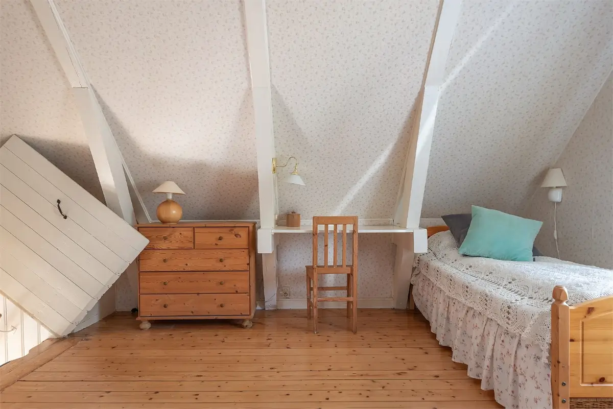 former-railway-guard-cottage-central-west-sweden-cheapscandihomes