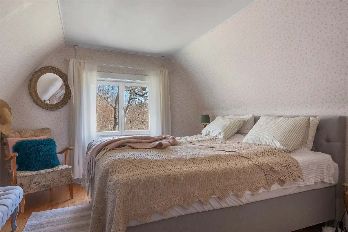 former-railway-guard-cottage-central-west-sweden-cheapscandihomes