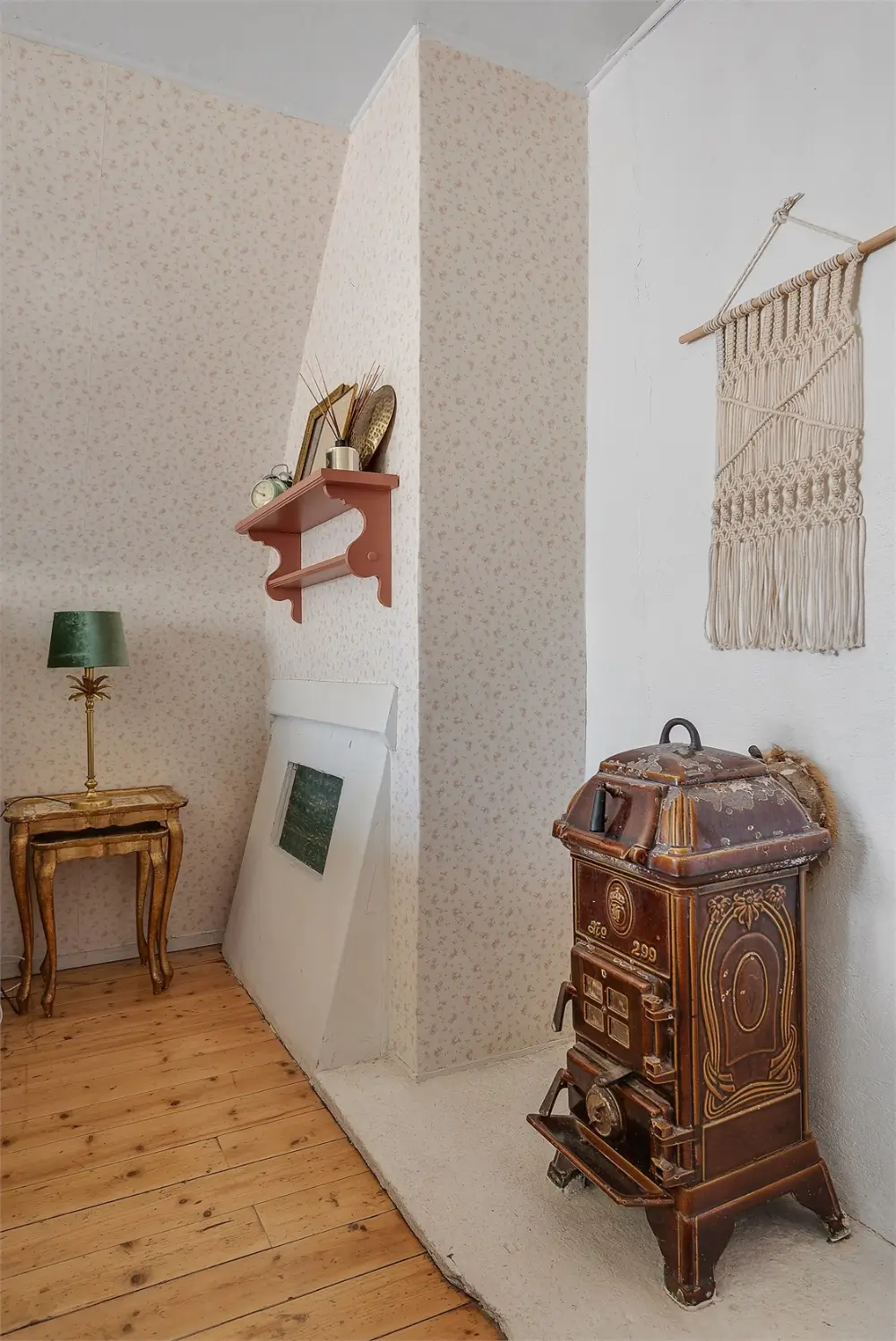 former-railway-guard-cottage-central-west-sweden-cheapscandihomes