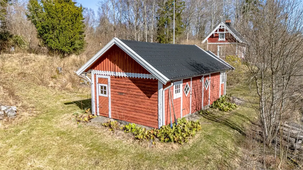 former-railway-guard-cottage-central-west-sweden-cheapscandihomes