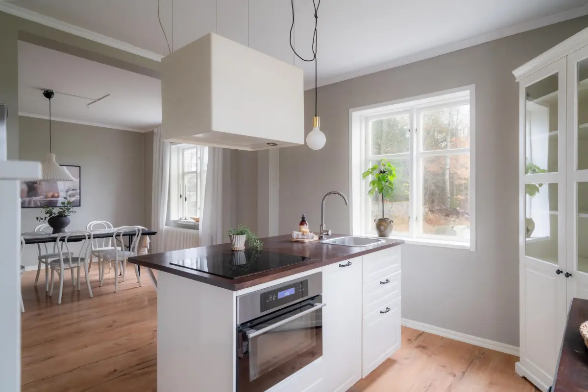 renovated-country-house-with-guest-apartment-central-sweden-cheapscandihomes