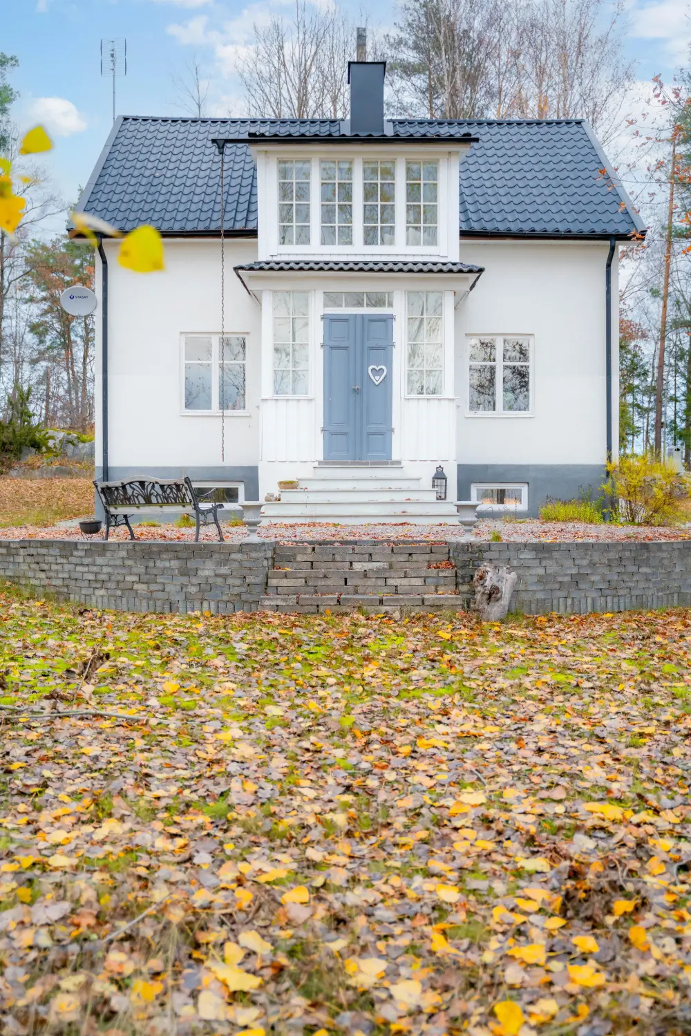 renovated-country-house-with-guest-apartment-central-sweden-cheapscandihomes