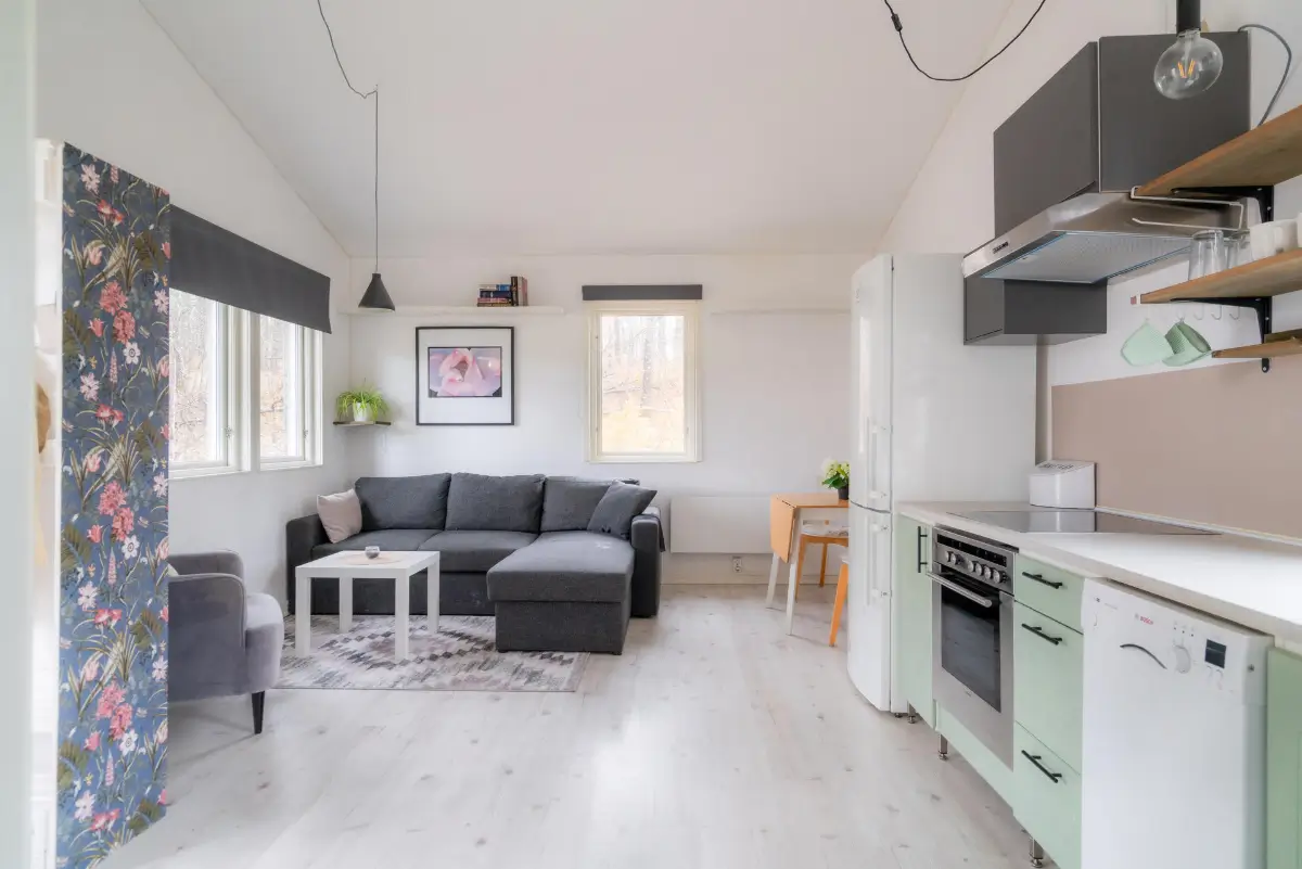 renovated-country-house-with-guest-apartment-central-sweden-cheapscandihomes