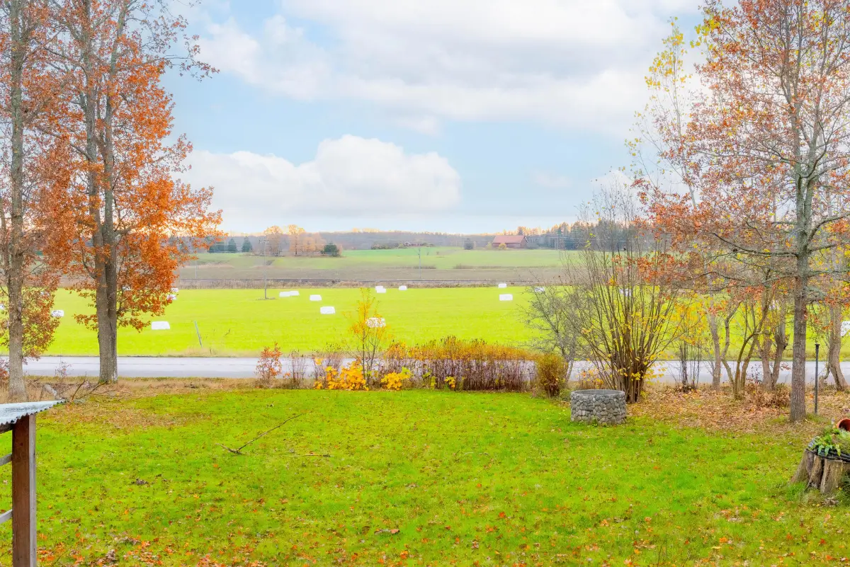 renovated-country-house-with-guest-apartment-central-sweden-cheapscandihomes