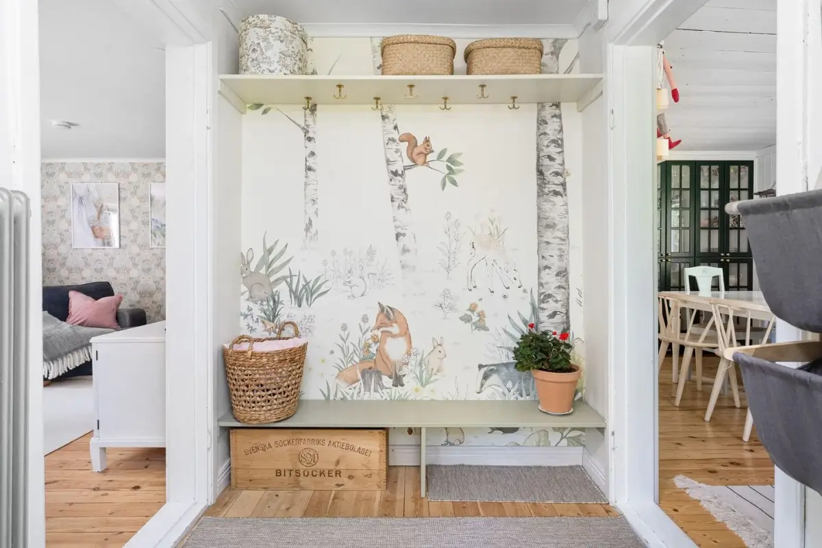 renovated-early-20th-century-cottage-large-garden-central-sweden-cheapscandihomes
