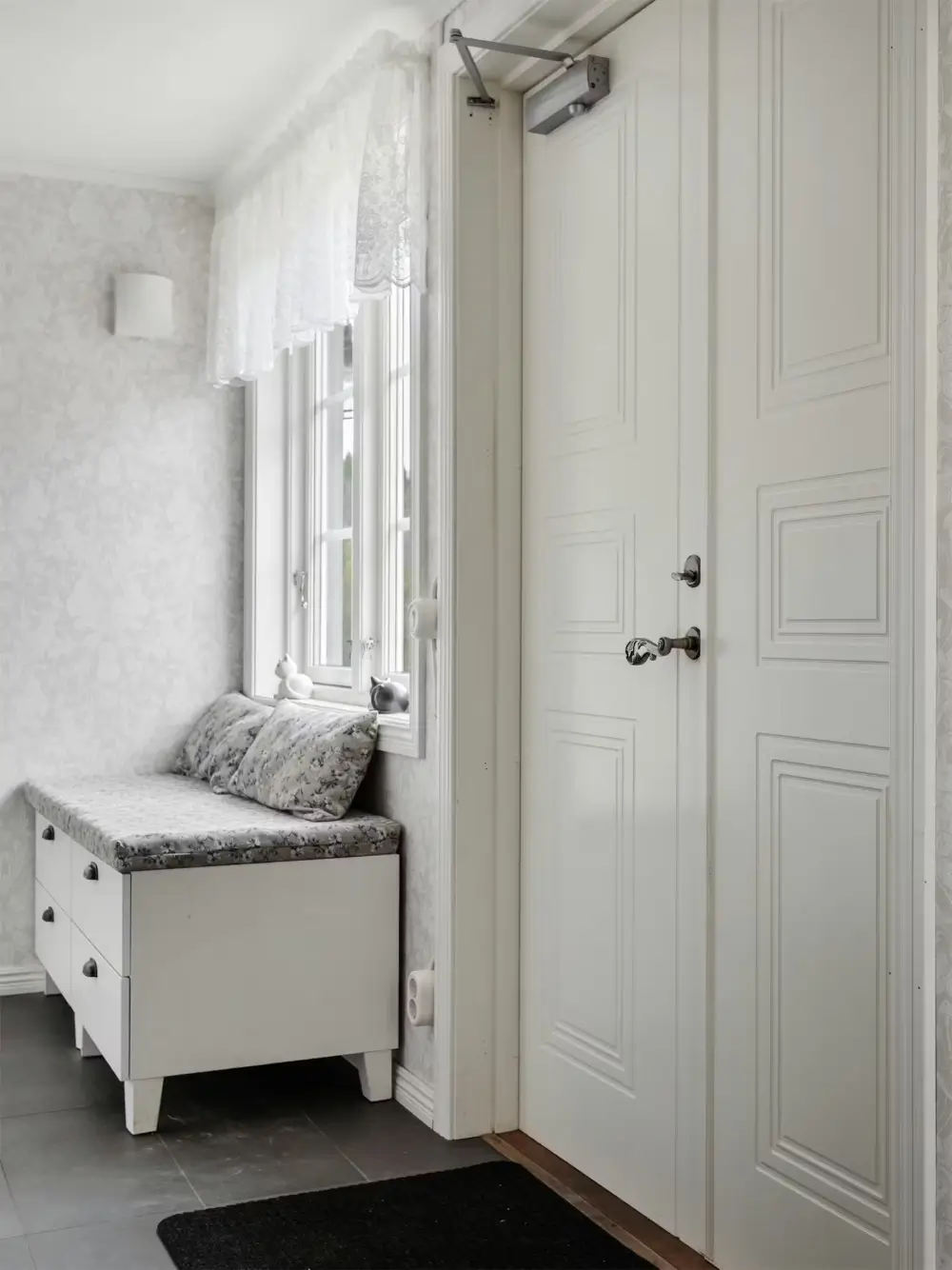 renovated-small-horse-farm-south-west-sweden-cheapscandihomes