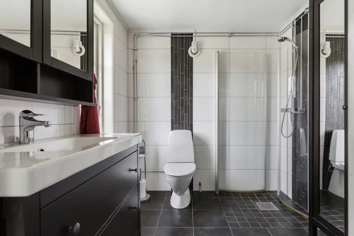 renovated-small-horse-farm-south-west-sweden-cheapscandihomes