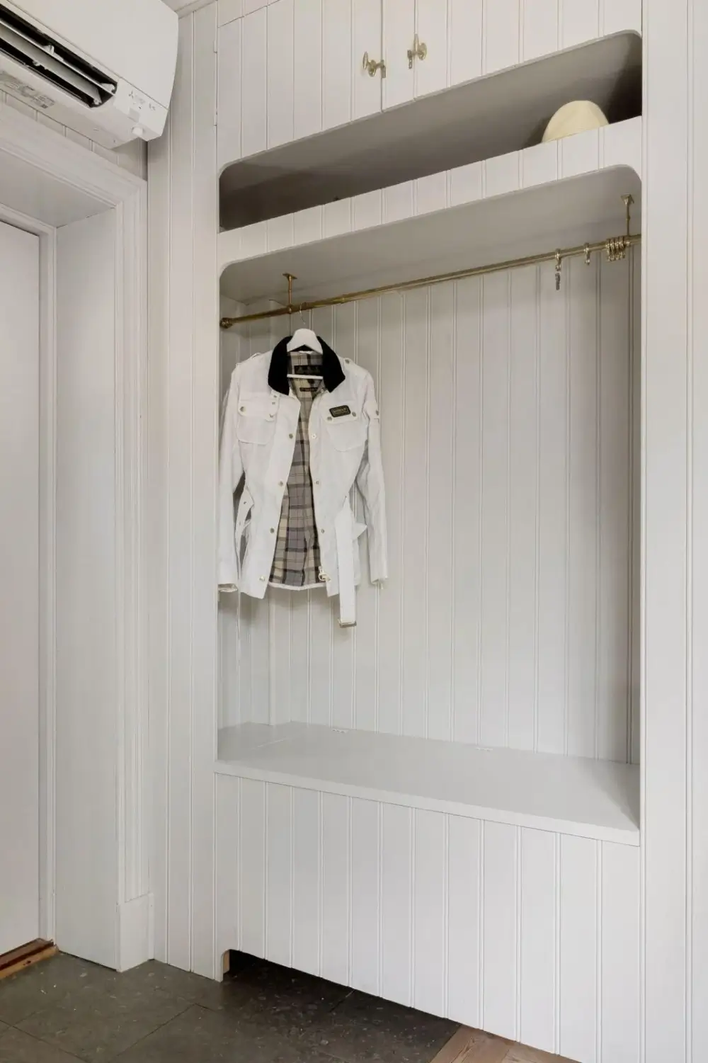 restored-19th-century-country-house-central-sweden-cheapscandihomes