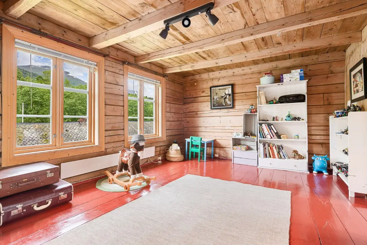 small-farm-west-norway-cheapscandihomes