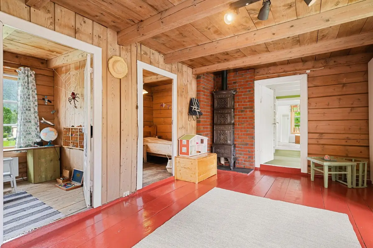 small-farm-west-norway-cheapscandihomes