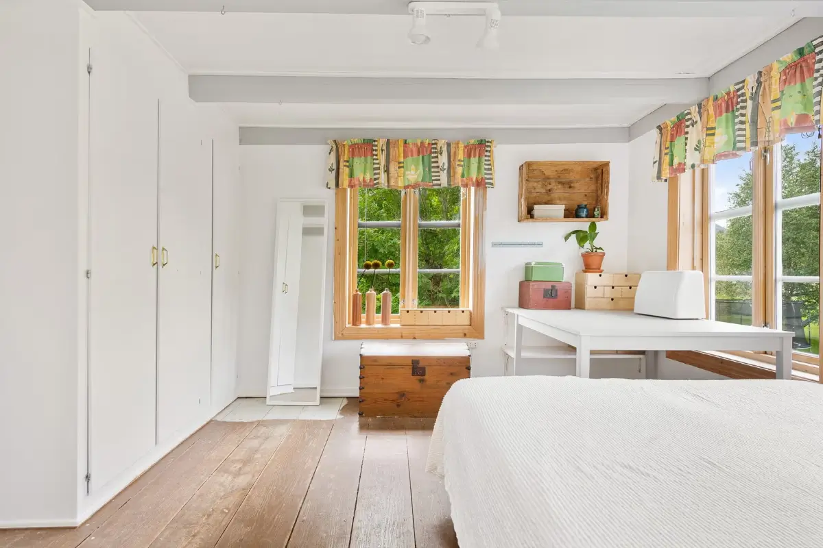 small-farm-west-norway-cheapscandihomes