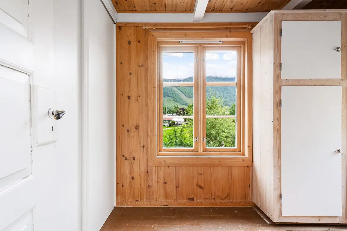 small-farm-west-norway-cheapscandihomes